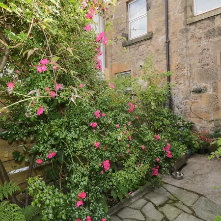 6 Ronald Place Holiday home