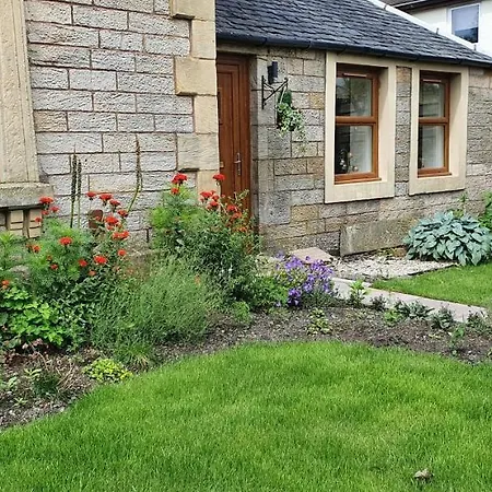Laburnum Holiday home *