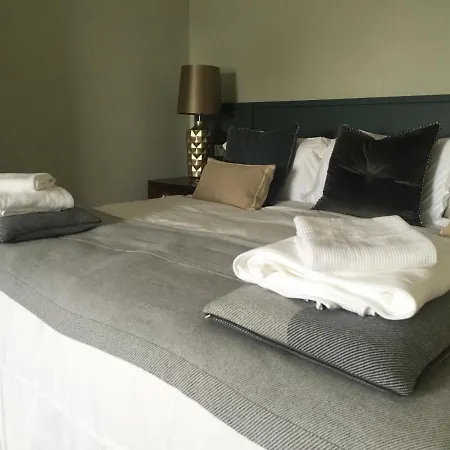 Inn Black Bull Gartmore Stirling