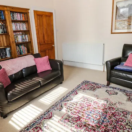 6 Ronald Place Holiday home Stirling