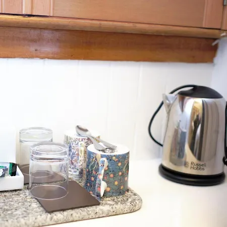 Bed & Breakfast Ravenswood 3*