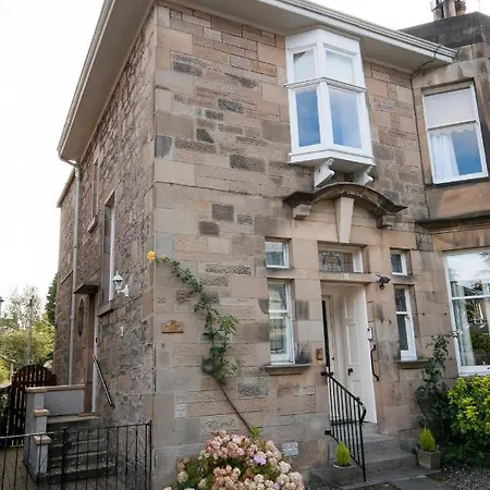 Pear Tree House * Stirling