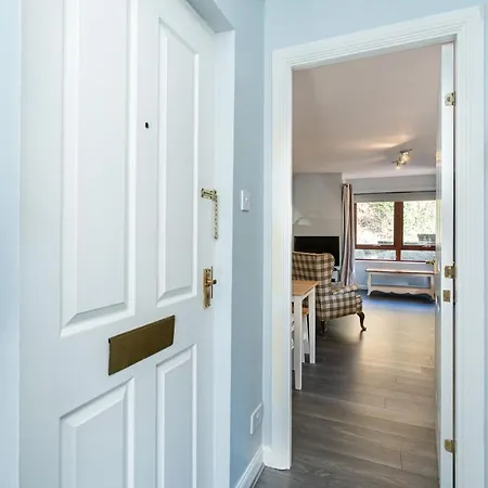One Bedroom Ground Floor Flat Stirling