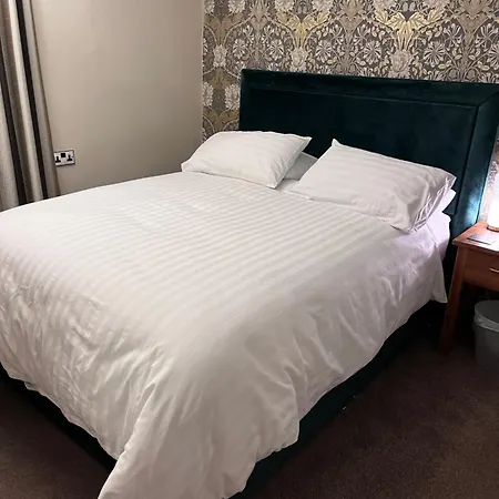 Ravenswood 3* Stirling