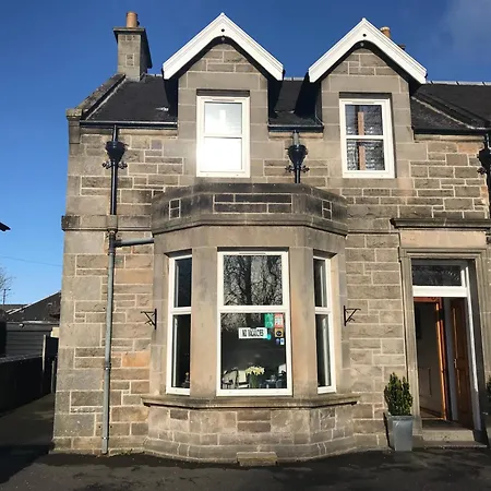 Ravenswood Stirling