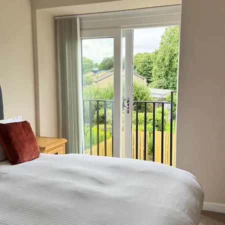 Apartment 19 Snowdon *