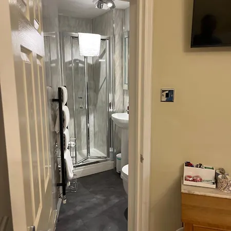 Bed & Breakfast Ravenswood 3*