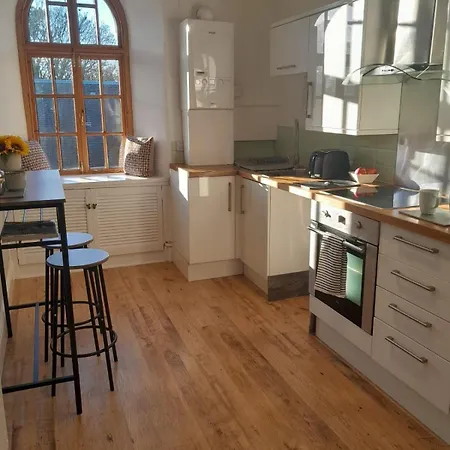 Doune Outlander 3 Apartment *