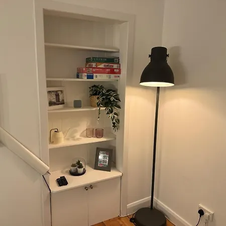 Haven: Charming 3b In Centre Apartment *