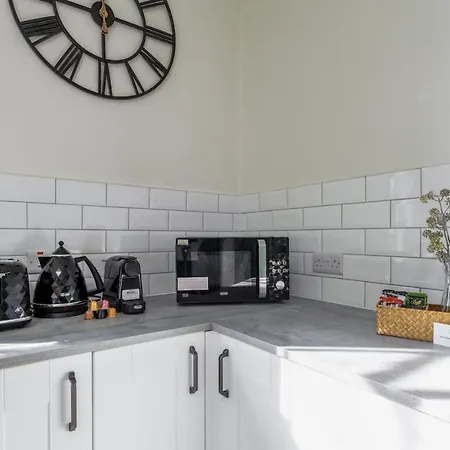 Holiday home Historic Trackside Retreat, Charming Getaway Stirling