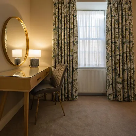 Townhouse Btm Apartment Stirling