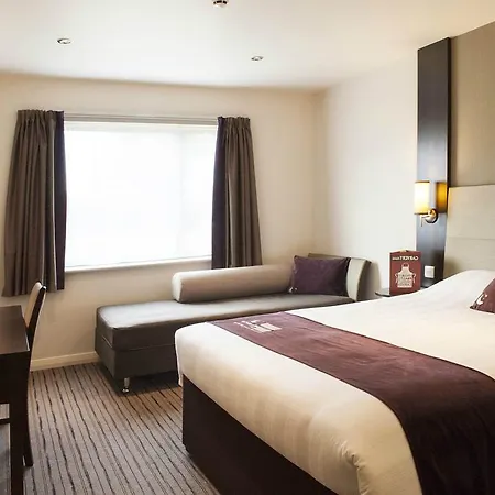 Premier Centre Hotel 3*