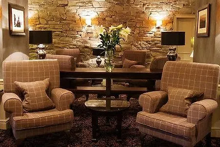 Golden Lion Hotel 3*