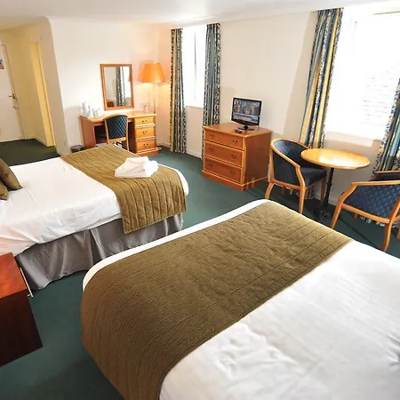 Hotel Golden Lion 3*