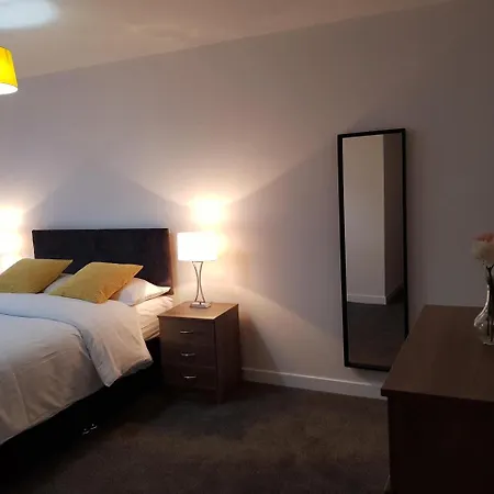 1 Royal View Apartment