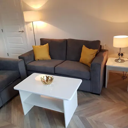 5 Royal View Apartment Stirling