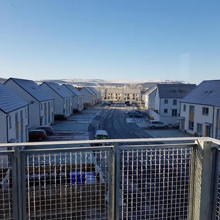 5 Royal View Apartment *