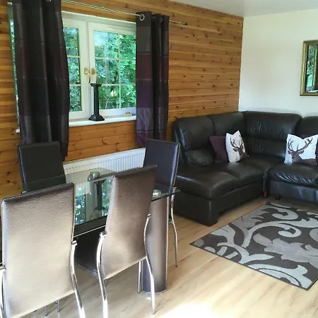 La Fortuna Chalet Stirling