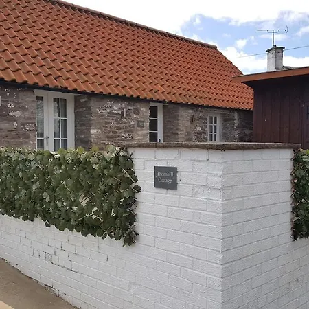 Thornhill Lodge, Historic 4 Bed, 4 Ensuite Holiday home Stirling