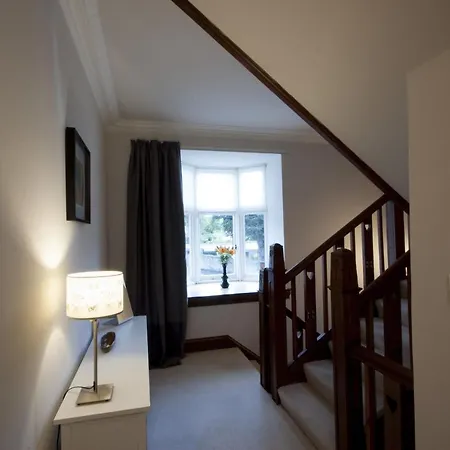 Pear Tree House Holiday home Stirling