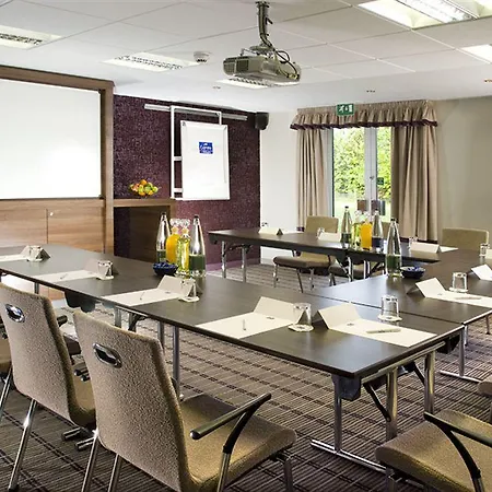 Express By Ihg Hotel 3*