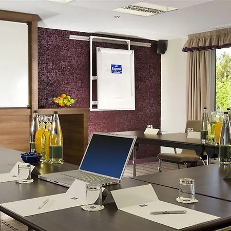 Express By Ihg Hotel Stirling
