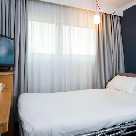 Hotel Express By Ihg 3*
