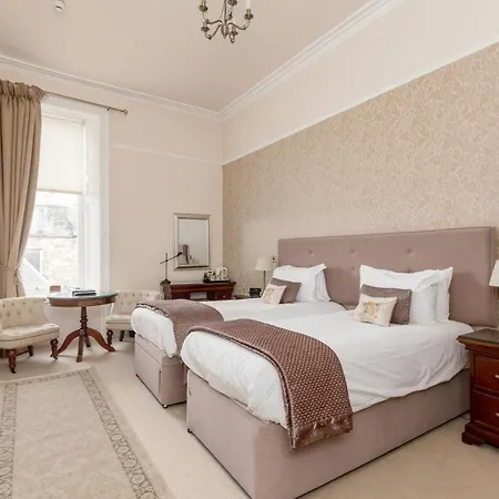 Victoria Square & The Orangery 5*