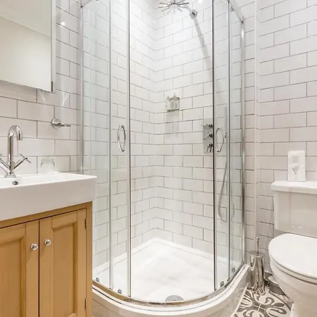 Hotel Victoria Square & The Orangery 5*
