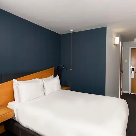 Express By Ihg 3*
