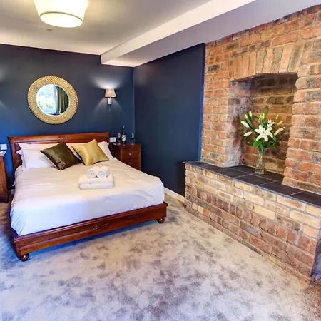 Friars Wynd Guest Rooms Hotel 3*