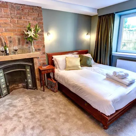 Friars Wynd Guest Rooms