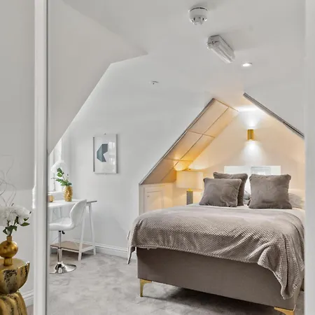Causeway House 4* Stirling