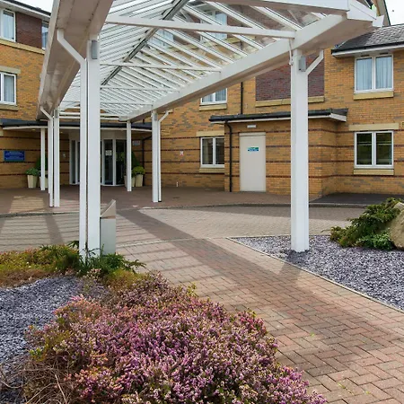 Express By Ihg Stirling