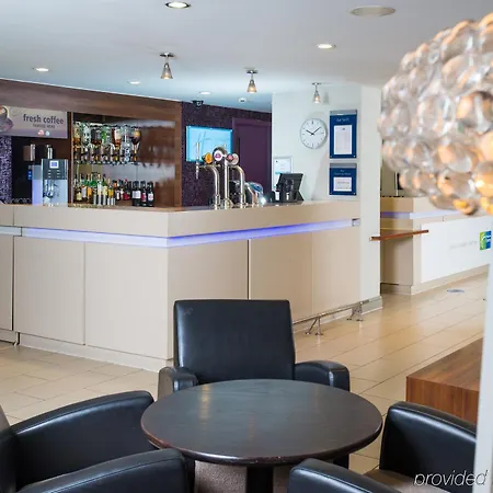 Express By Ihg Hotel Stirling