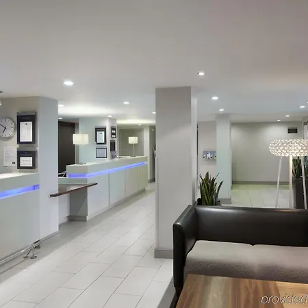 Hotel Express By Ihg