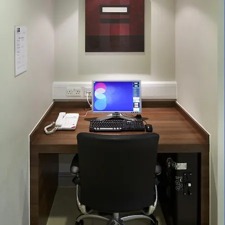 Hotel Express By Ihg