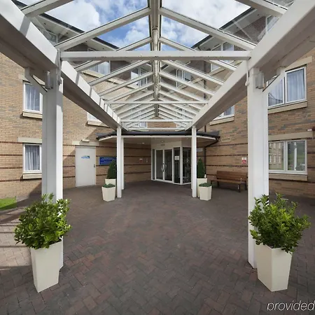 Express By Ihg Stirling