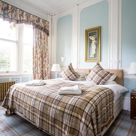 Bed & Breakfast Gartmore House 3*