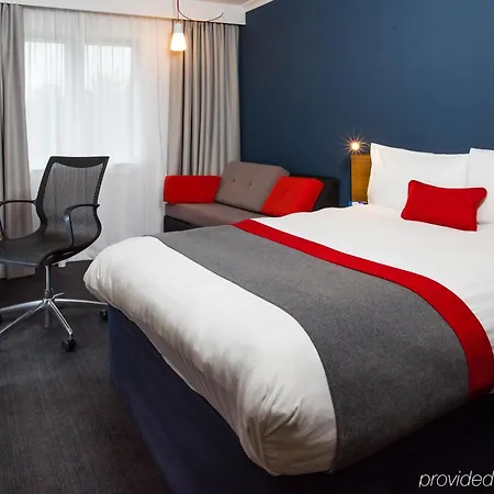 Express By Ihg Stirling