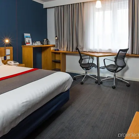 Express By Ihg Hotel