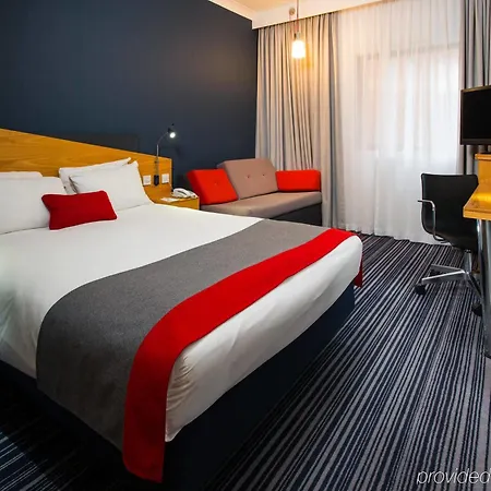 Express By Ihg Hotel