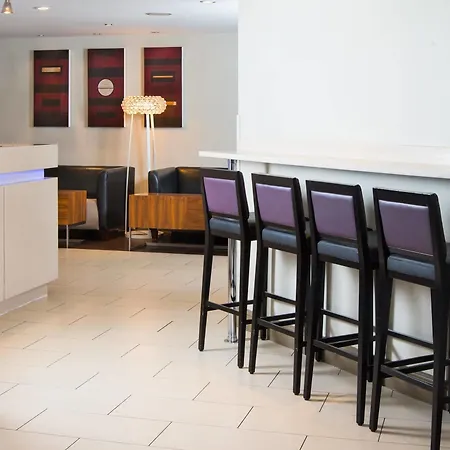 Express By Ihg Stirling